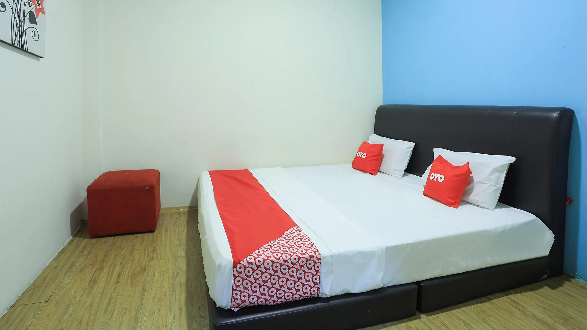 Spot On 90236 Zigzag Travellers Home Kuala Lumpur Hotel